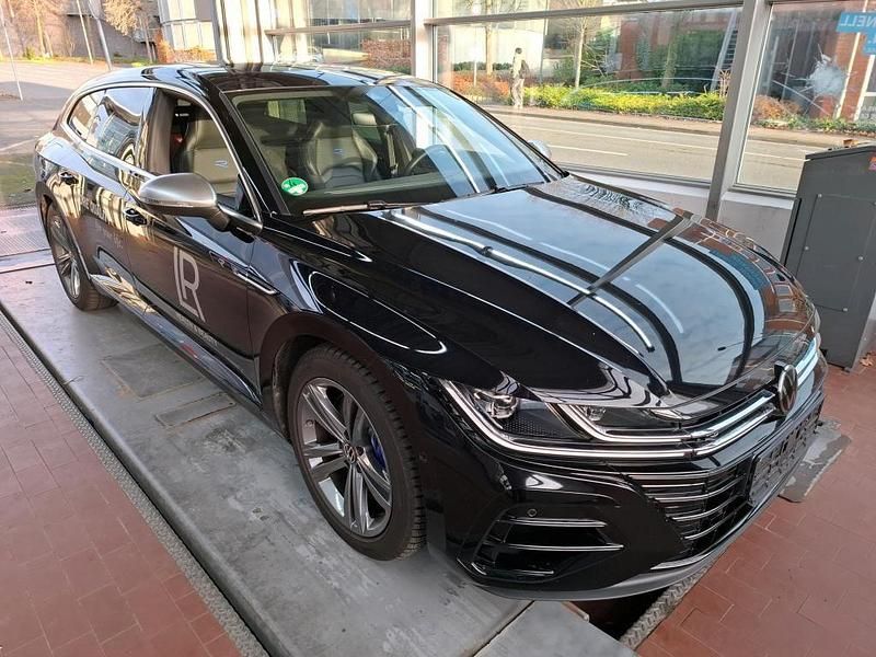 Gebraucht VW Arteon R 320 PS (235 kW) 2025 Deep black perleffekt Kombi