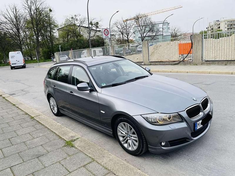 Gebraucht BMW 318 143 PS (105 kW) 2012 Kombi