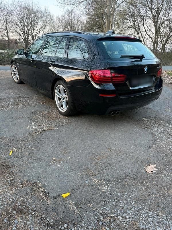 Gebraucht BMW 520 M Sport 190 PS (139 kW) 2014 Schwarz Limousine