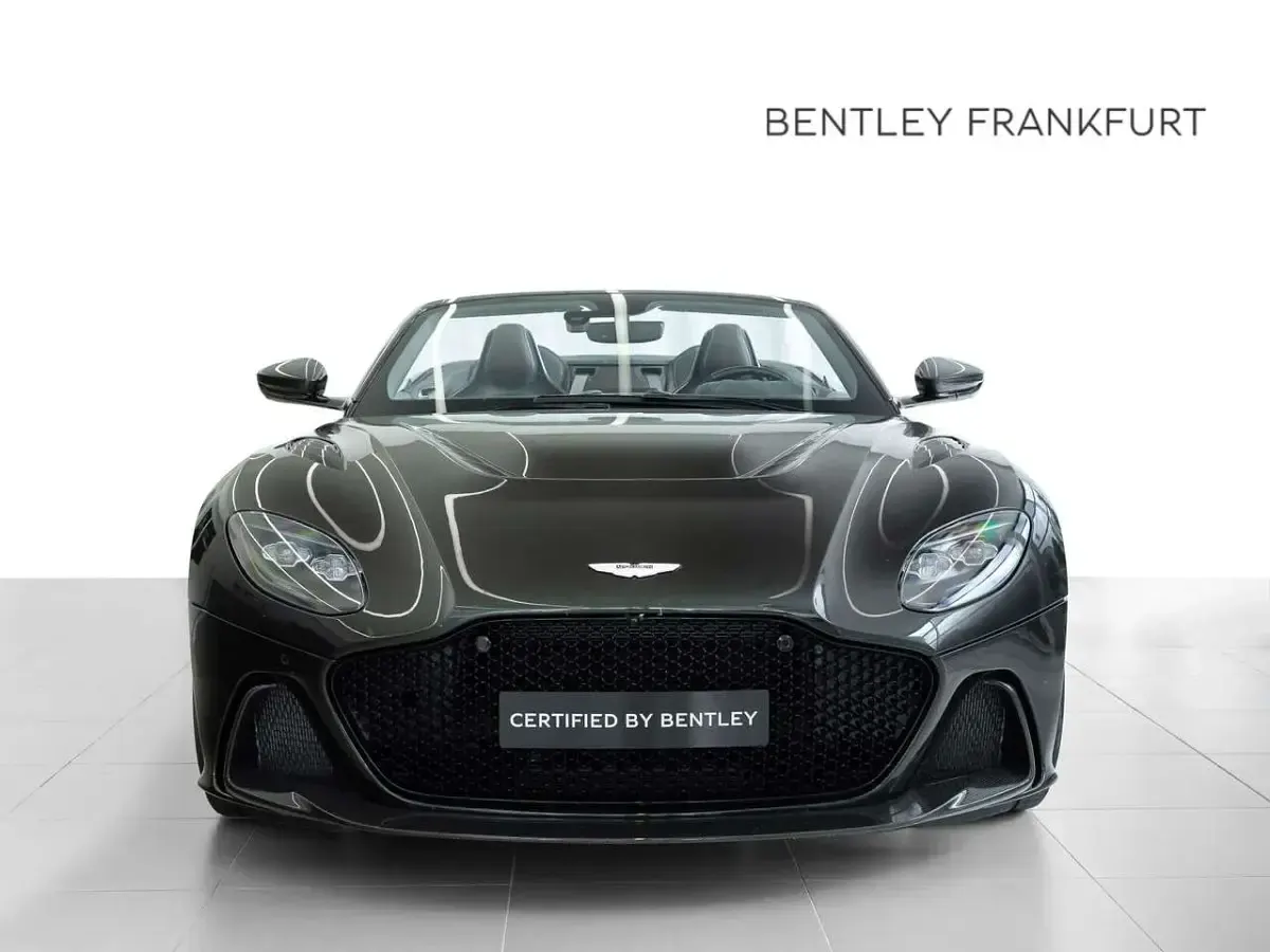 Gebraucht Aston Martin DBS 770 PS (566 kW) 2023 Minotaur green Cabrio