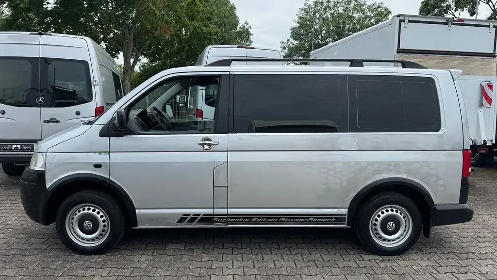 Gebraucht VW Transporter 116 PS (85 kW) 2006 Silber Van