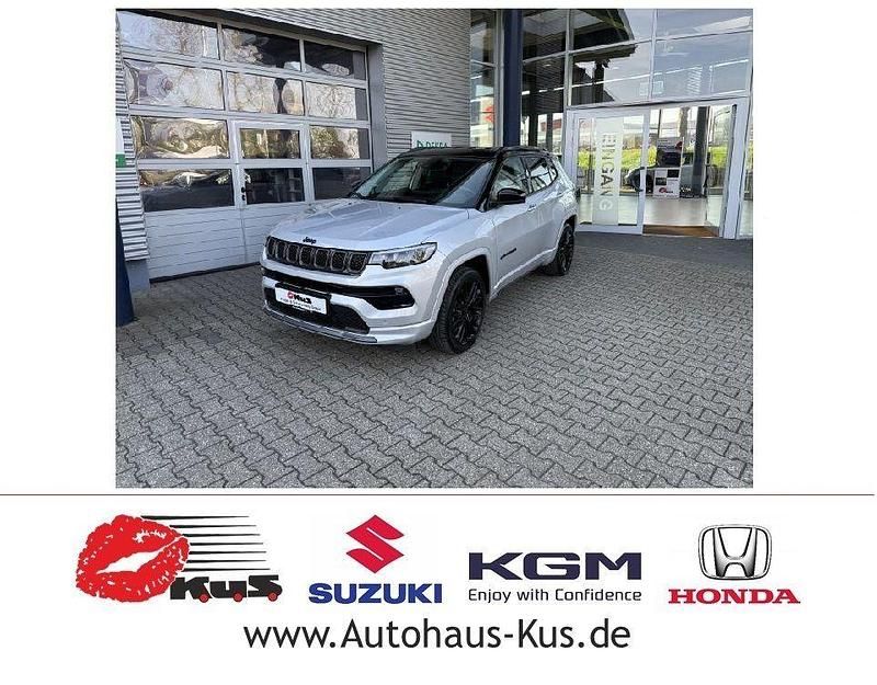 Gebraucht Jeep Compass 241 PS (177 kW) 2022 Silber SUV