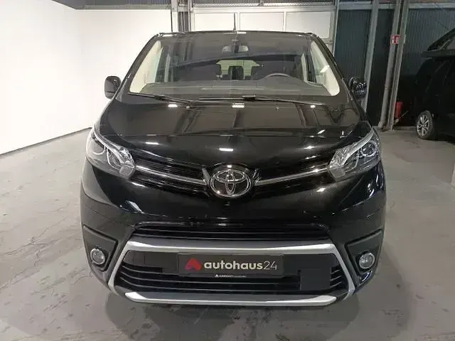Gebraucht Toyota Proace Verso Executive 177 PS (130 kW) 2024 Schwarz Kombi