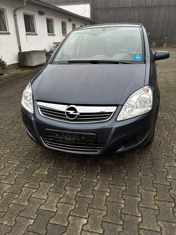 Silber Gebraucht 2009 Opel Zafira Van / Kleinbus | 1.950 € (Guter Preis) - Bild 1/4