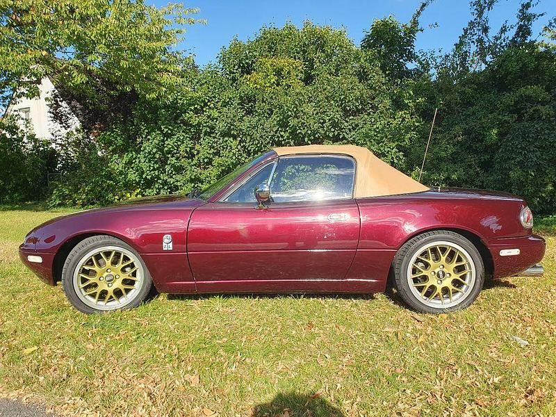 Gebraucht Mazda MX5 Cosmo 90 PS (66 kW) 1996 Violet Cabrio