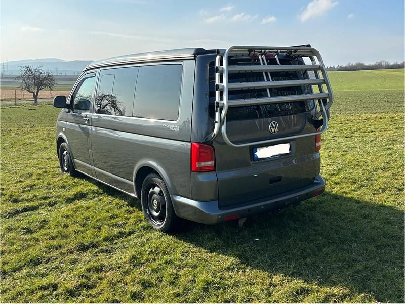 Gebraucht VW California Beach 140 PS (102 kW) 2011 Grau Van