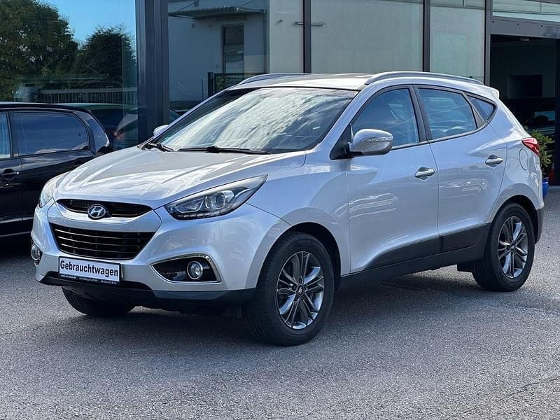 Silber Gebraucht 2015 Hyundai ix35 Edition SUV | 8.200 € (Superpreis) - Bild 1/4