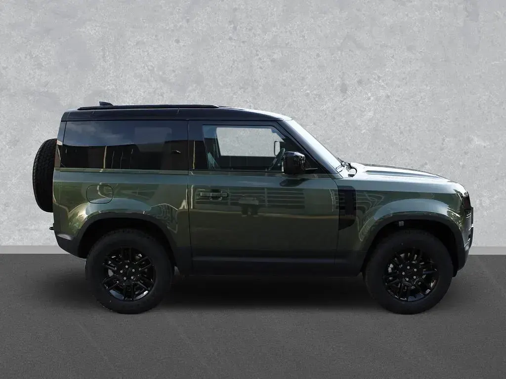 Gebraucht Land Rover Defender S 249 PS (183 kW) 2026 Grün SUV