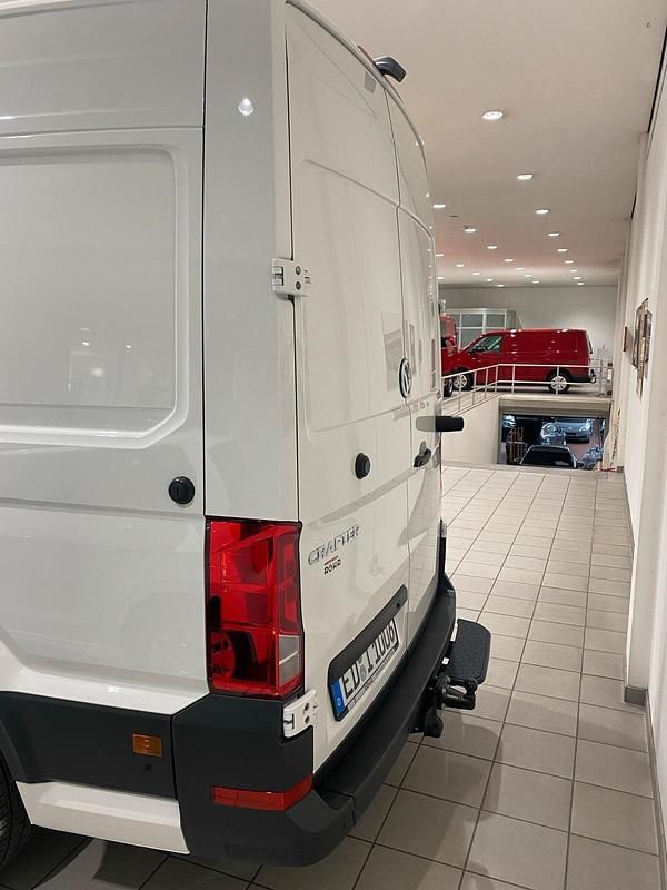 Gebraucht VW Crafter 177 PS (130 kW) 2022 Weiß Van