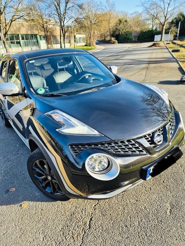Schwarz Gebraucht 2016 Nissan Juke N-Connecta SUV | 10.449 € (Fairer Preis) - Bild 1/4