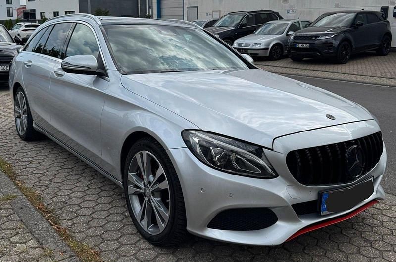 Gebraucht Mercedes 300 204 PS (150 kW) 2015 Silber Kombi
