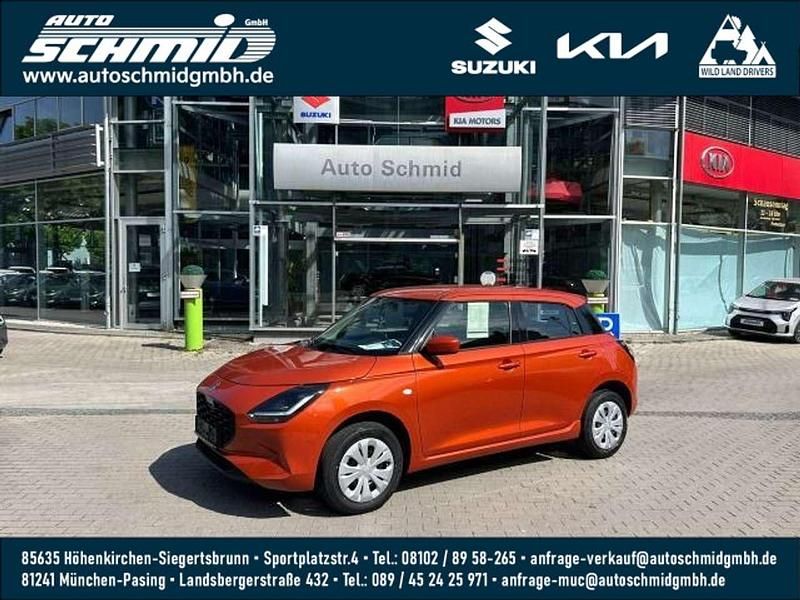 Flame orange pearl metallic Neu 2025 Suzuki Swift Club Kleinwagen | 16.490 € - Bild 1/3