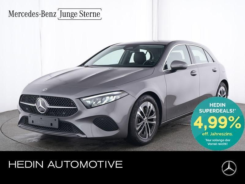 Grau Gebraucht 2024 Mercedes A180 Progressive Limousine | 27.430 € (Guter Preis) - Bild 1/4