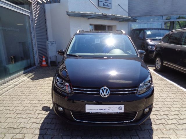 Gebraucht VW Touran 140 PS (102 kW) 2011 Schwarz metallic Van / Kleinbus