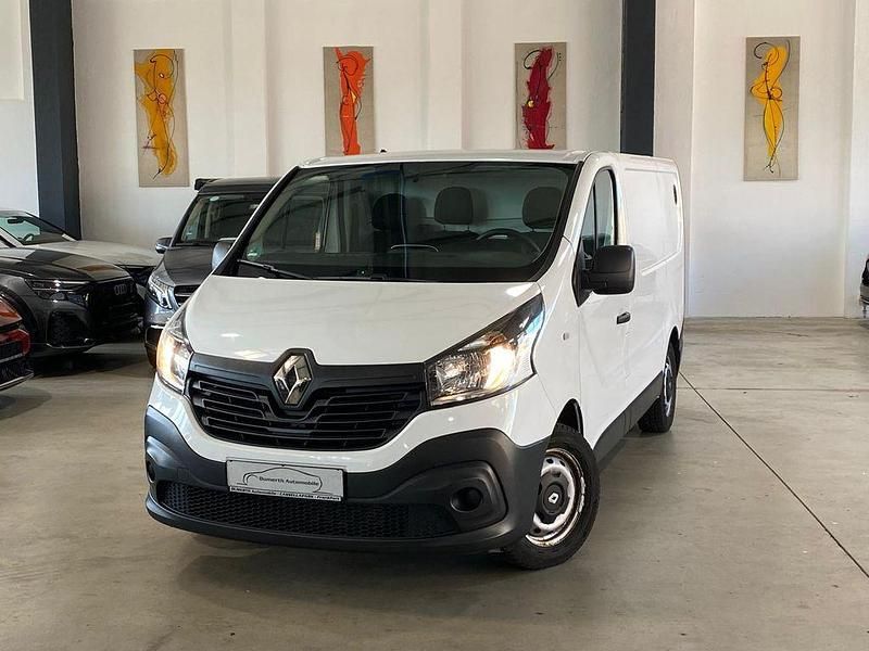 Weiß Gebraucht 2019 Renault Trafic Komfort Van | 10.900 € (Superpreis) - Bild 1/4