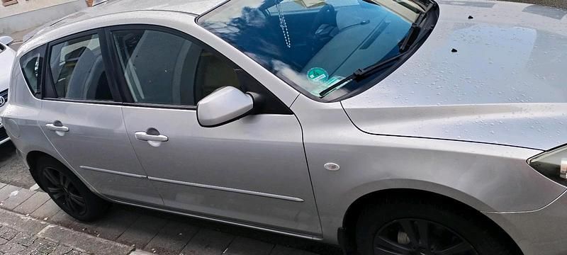 Silber Gebraucht 2006 Mazda 3 Kombi | 3.000 € (Etwas zu teuer) - Bild 1/4