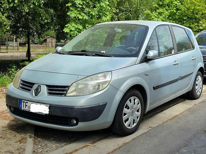 Silber Gebraucht 2003 Renault Scénic Authentique Van / Kleinbus | 900 € (Fairer Preis) - Bild 1/4