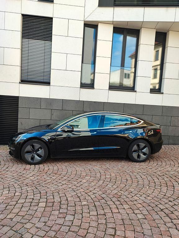 Gebraucht Tesla Model 3 350 kW (476 PS) 2019 Schwarz Limousine