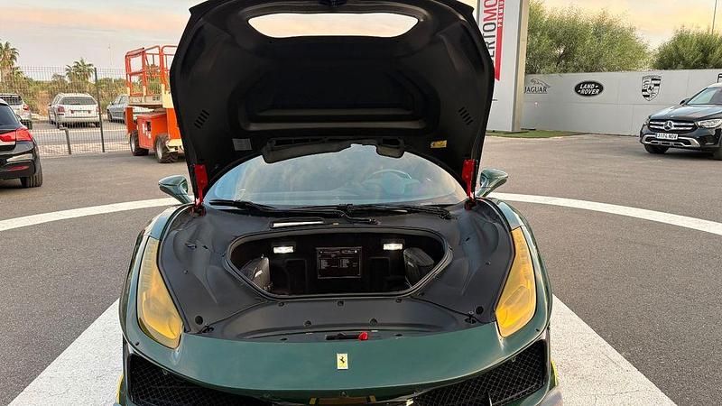 Gebraucht Ferrari 488 721 PS (530 kW) 2019 Rot Coupé