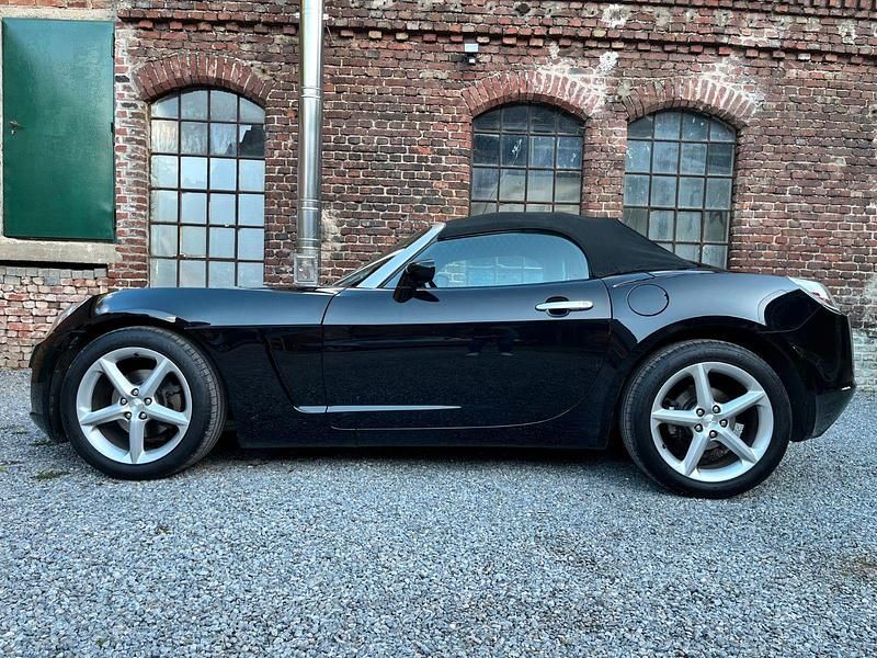 Gebraucht Opel GT 264 PS (194 kW) 2009 Schwarz Cabrio