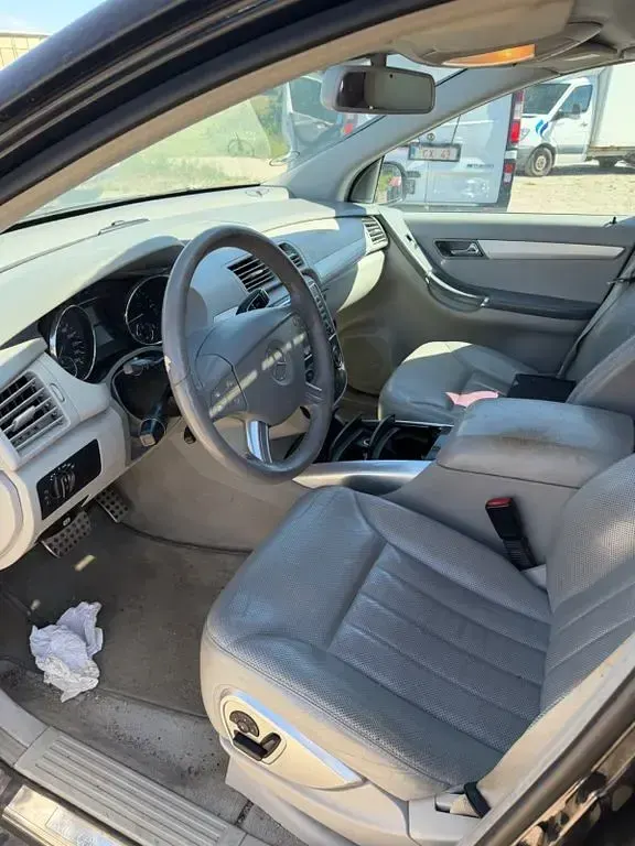Gebraucht Mercedes R320 224 PS (164 kW) 2008 Schwarz Kombi