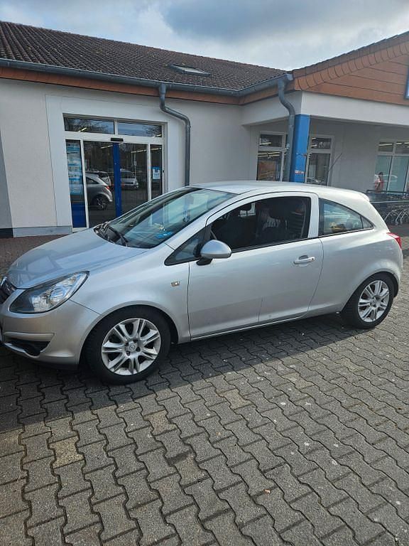 Gebraucht Opel Corsa Cosmo 80 PS (58 kW) 2008 Silber Kleinwagen