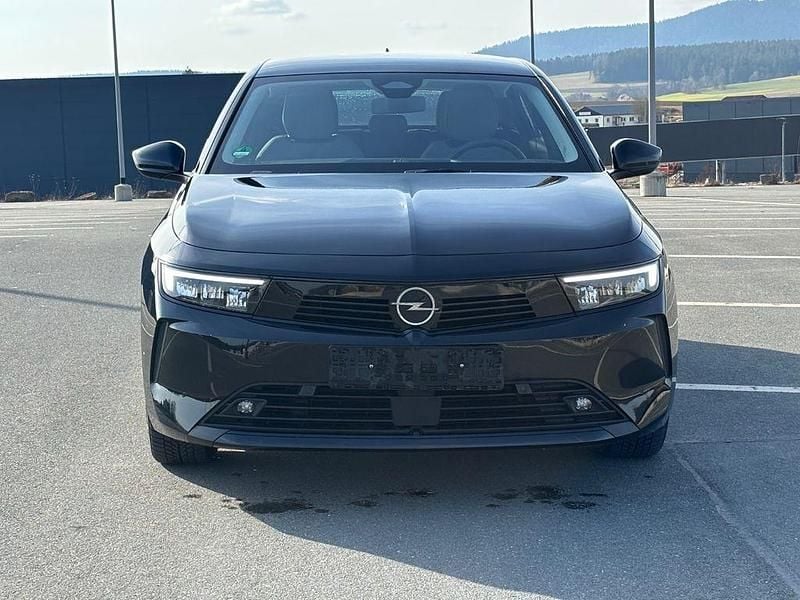 Gebraucht Opel Astra Enjoy 110 PS (80 kW) 2024 Schwarz Limousine