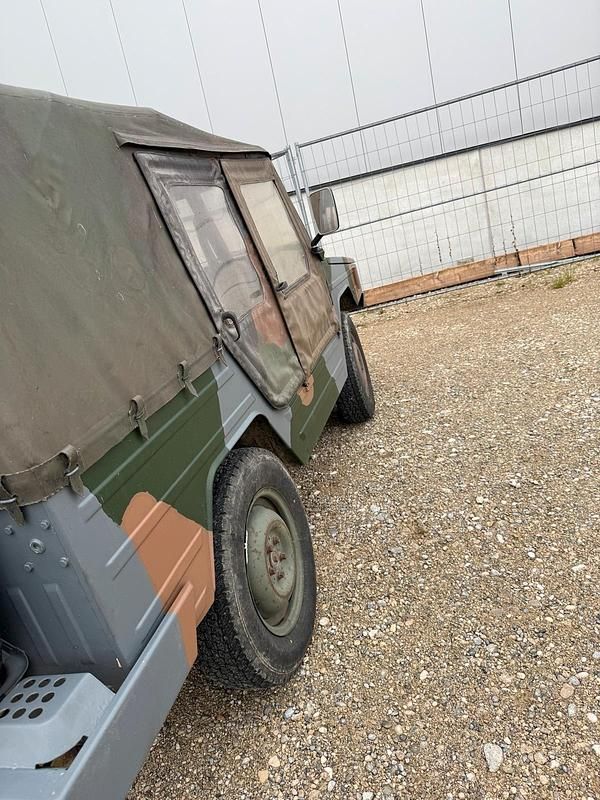 Grün Gebraucht 1979 VW Iltis Cabrio | 10.900 € - Bild 1/4