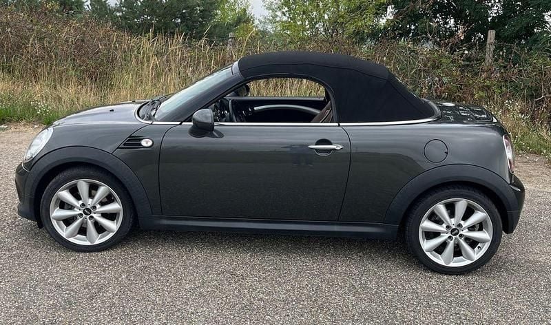 Grau Gebraucht 2012 Mini Cooper Roadster Cabrio | 7.999 € - Bild 1/4
