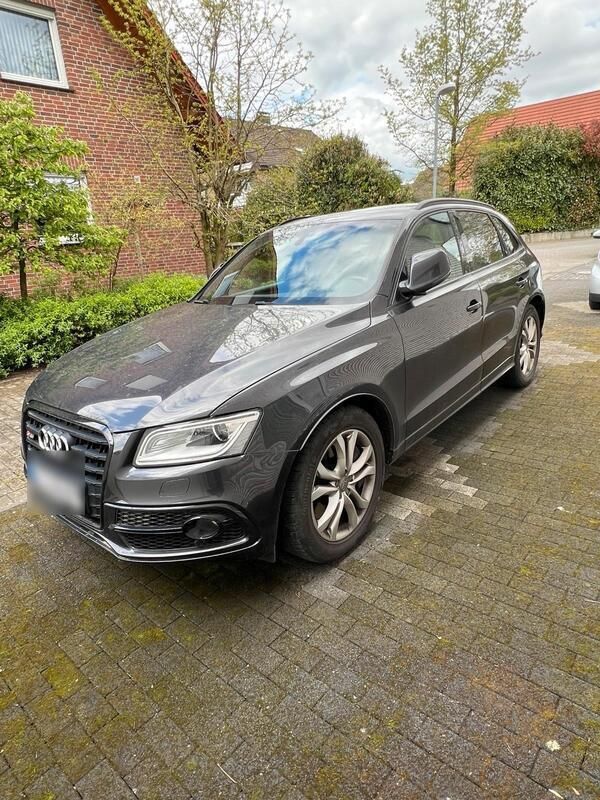 Grau Gebraucht 2016 Audi SQ5 Competition SUV | 18.500 € (Superpreis) - Bild 1/4