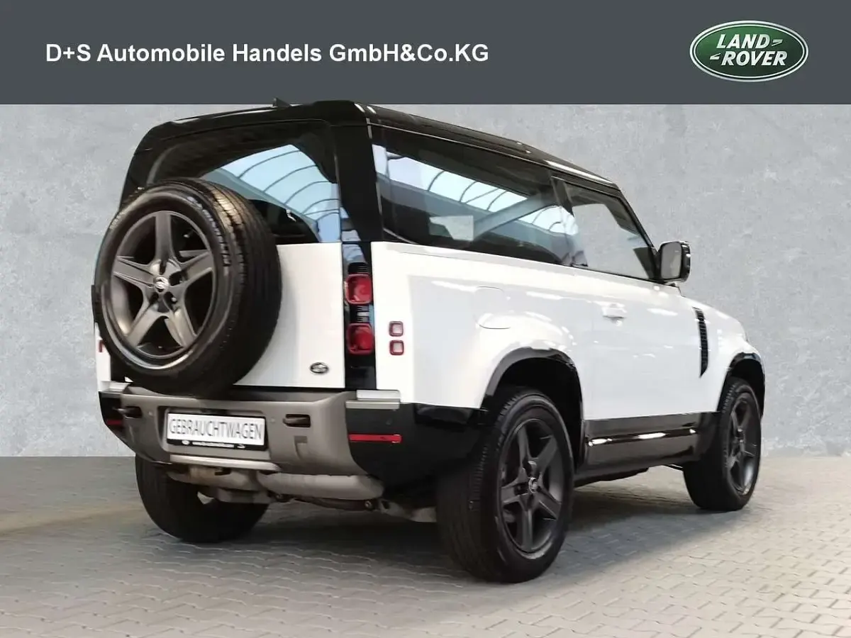 Gebraucht Land Rover Defender SE Dynamic 200 PS (147 kW) 2023 Weiß SUV