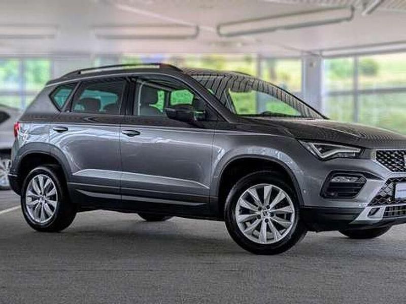 Gebraucht Seat Ateca Style 150 PS (110 kW) 2024 Grau SUV