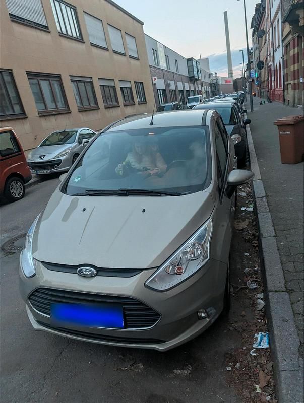 Gebraucht Ford B-MAX 101 PS (74 kW) 2016 Beige Van / Kleinbus