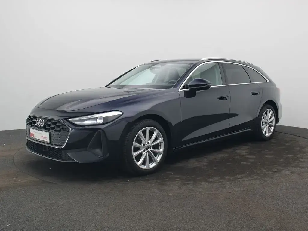 Gebraucht Audi A5 Ambiente 204 PS (150 kW) 2025 Firmamentblau metallic Kombi