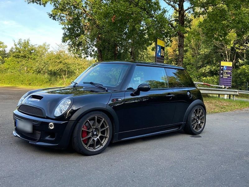 Gebraucht Mini John Cooper Works 211 PS (155 kW) 2003 Schwarz Kleinwagen