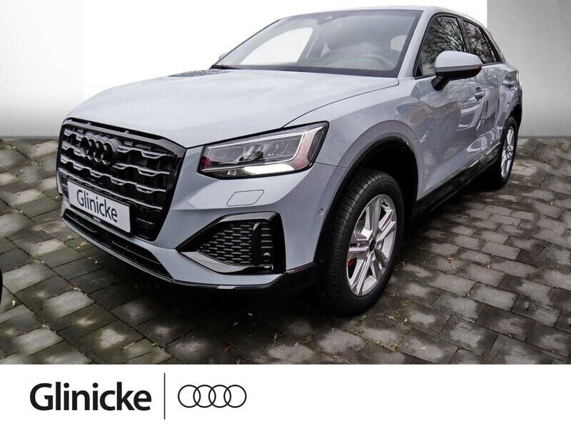 Grau Gebraucht 2024 Audi Q2 Advanced Plus SUV | 32.850 € (Fairer Preis) - Bild 1/4