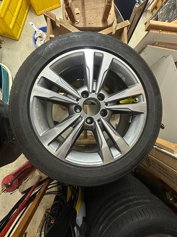 Usata Mercedes E350 252 CV (185 kW) 2015 Blu Berlina