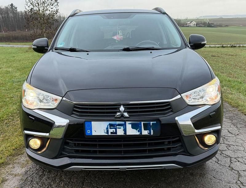 Gebraucht Mitsubishi ASX Edition 150 PS (110 kW) 2017 Schwarz SUV