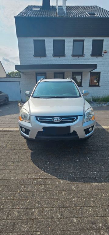 Silber Gebraucht 2010 Kia Sportage Attract SUV | 3.500 € (Superpreis) - Bild 1/4