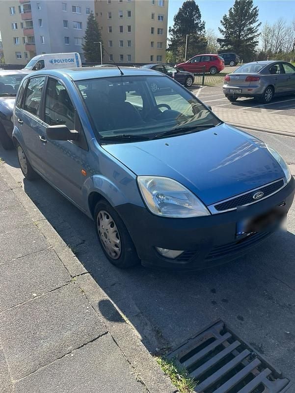 Blau Gebraucht 2003 Ford Fiesta Kleinwagen | 500 € (Guter Preis) - Bild 1/4