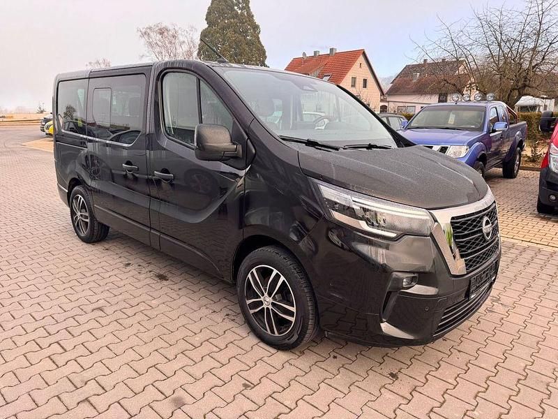 Gebraucht Nissan Primastar Tekna 170 PS (125 kW) 2024 Midnight black (metallic) Van / Kleinbus