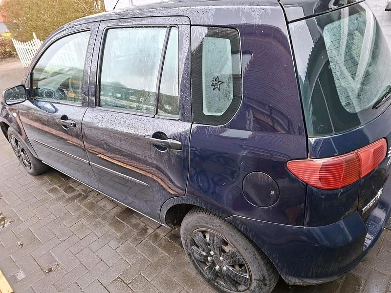 Gebraucht Mazda 2 74 PS (54 kW) 2005 Blau Kleinwagen