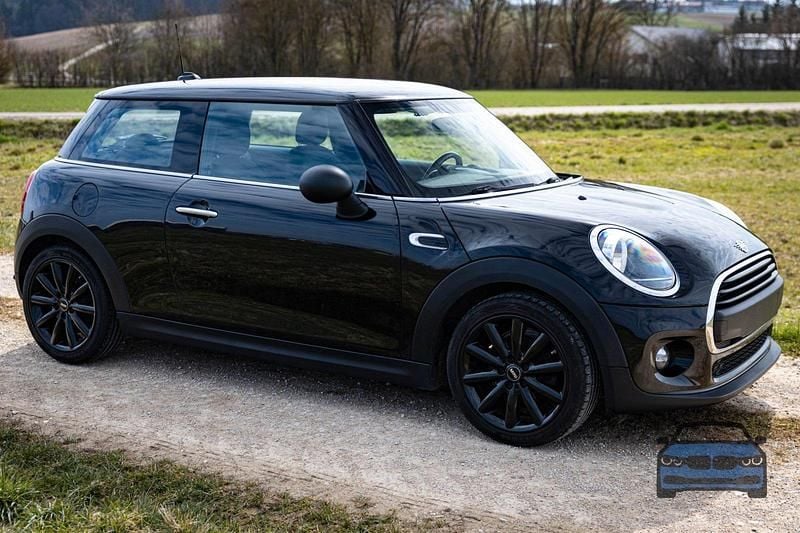 Gebraucht Mini Cooper 102 PS (75 kW) 2018 Schwarz Kleinwagen