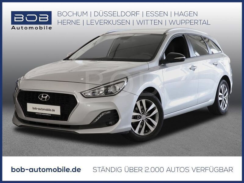 Platinum silver (silber) Gebraucht 2018 Hyundai i30 Passion Kombi | 14.444 € (Fairer Preis) - Bild 1/3