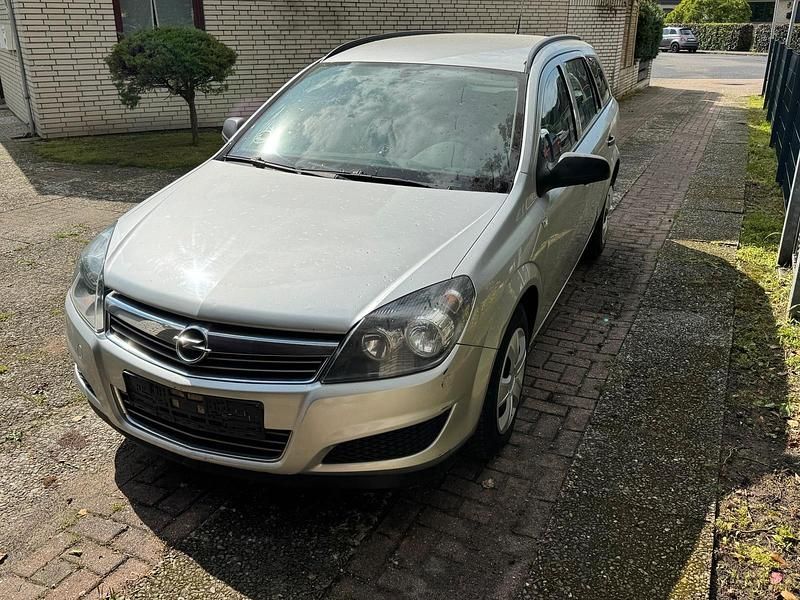 Gebraucht Opel Astra 2010 Grau Kombi