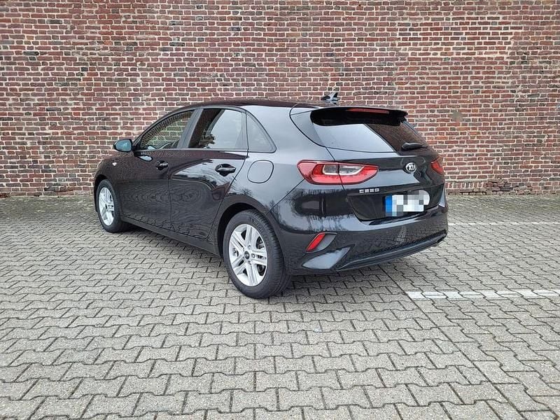 Gebraucht Kia Ceed Edition 7 99 PS (72 kW) 2019 Schwarz Kleinwagen