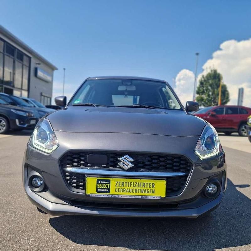 Gebraucht Suzuki Swift Club 83 PS (61 kW) 2021 Mineral gray Limousine