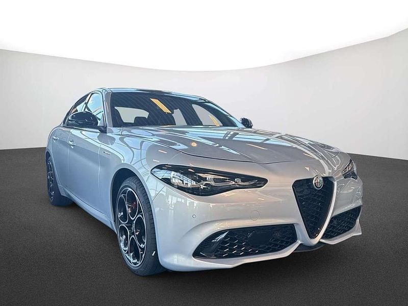 Neu Alfa Romeo Giulia Veloce 280 PS (205 kW) 2026 Grau Limousine