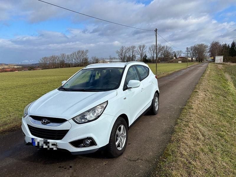 Gebraucht Hyundai ix35 116 PS (85 kW) 2011 Weiß SUV