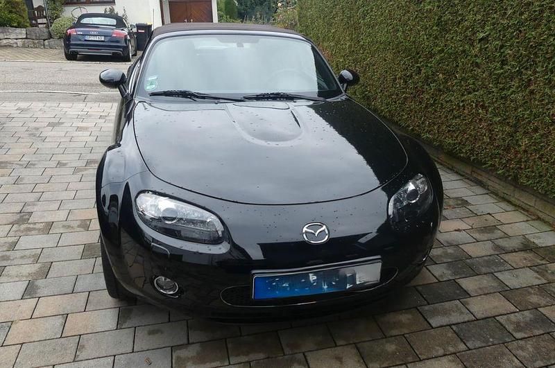 Gebraucht Mazda MX5 126 PS (92 kW) 2009 Schwarz Cabrio